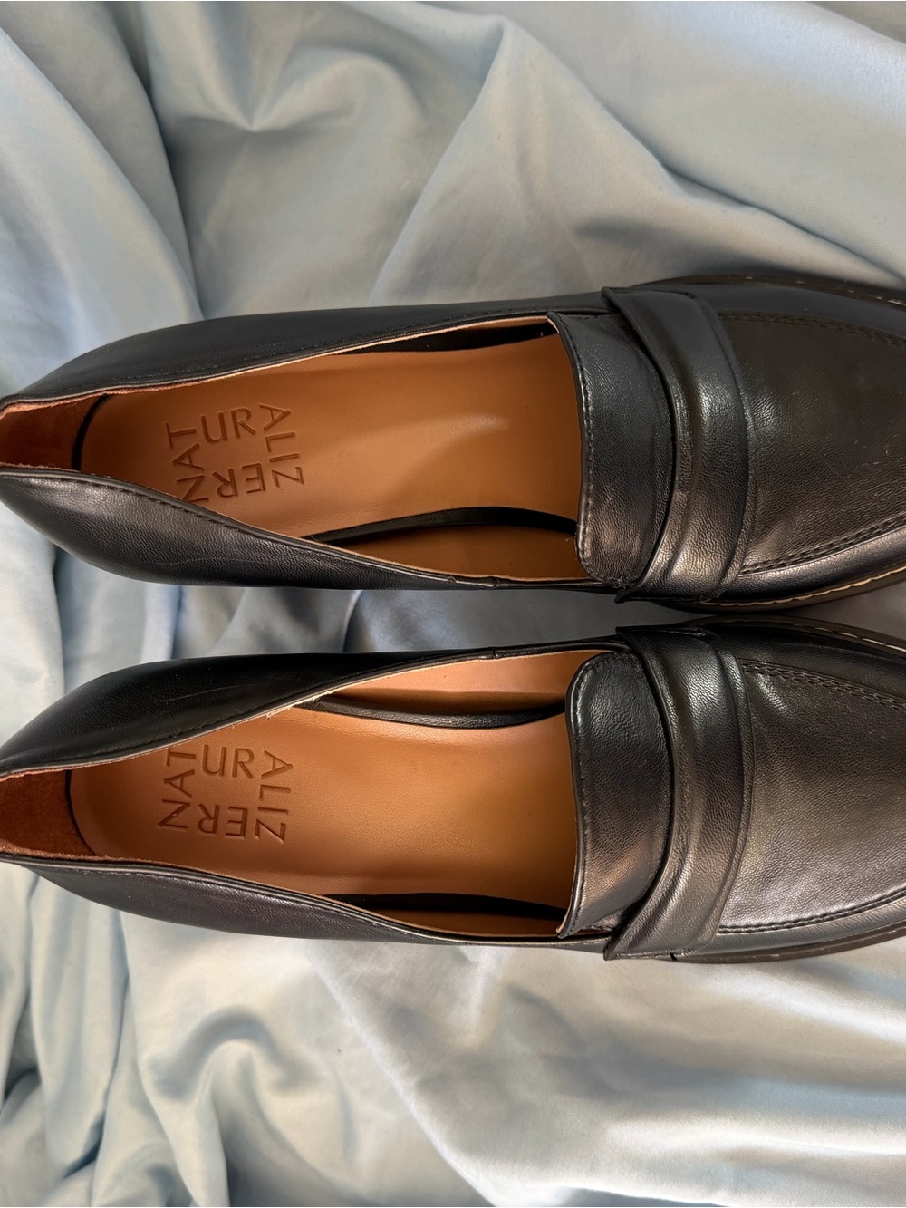 Naturalizer Men’s Black Leather Slip-On Loafers